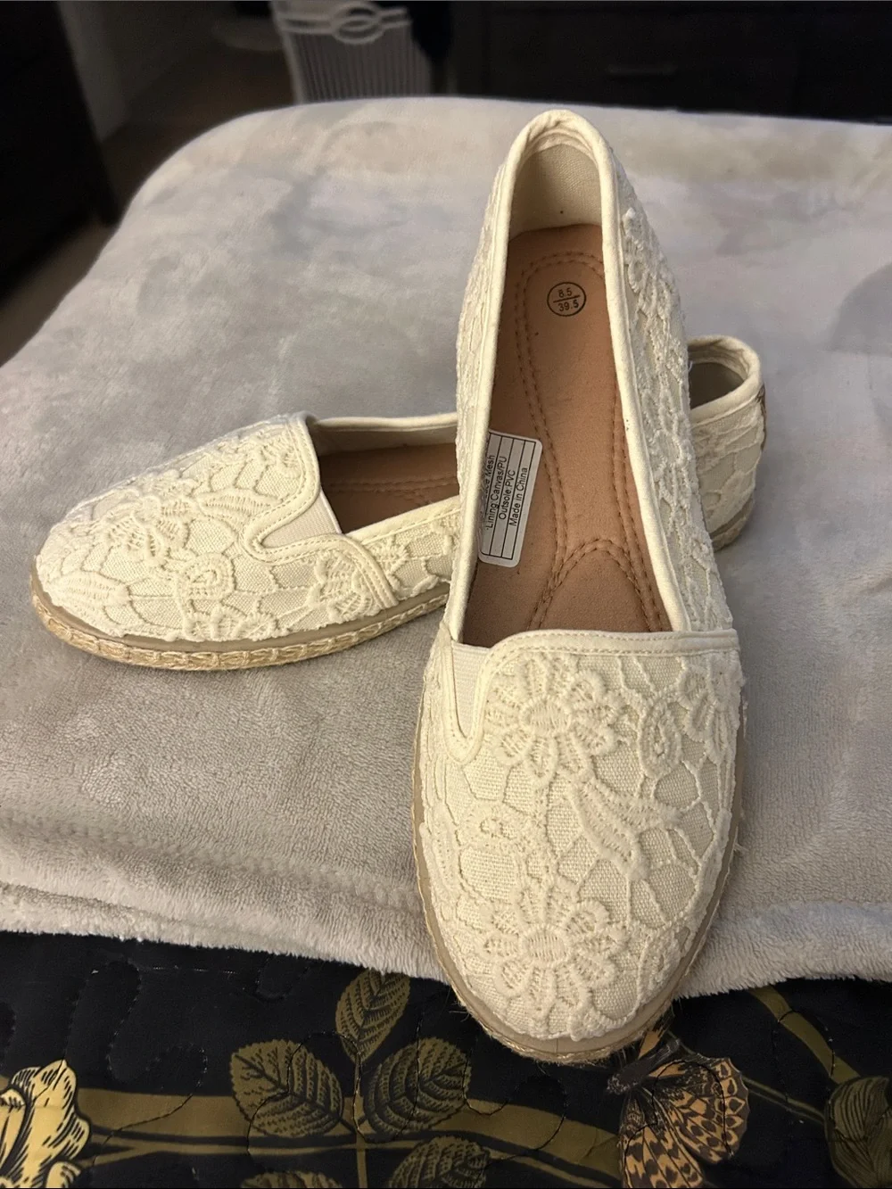 Women's Cream Lace Espadrille Slip-On Flats